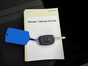 Hyundai Venue 1.2 Motion - Image 14