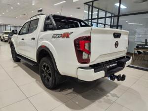 Nissan Navara 2.5DDTi double cab Pro-4X 4x4 - Image 4