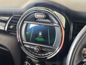 MINI Hatch Cooper Hatch 3-door - Image 10