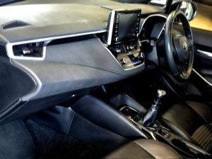Toyota Corolla 2.0 XR - Image 16