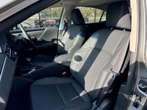 Lexus ES 300h EX - Image 10