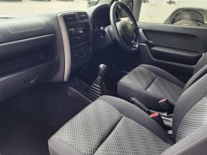 Suzuki Jimny 1.3 - Image 9