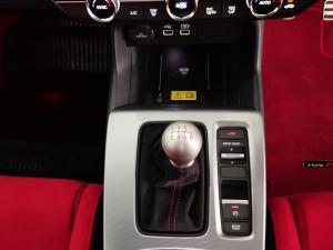 Honda Civic Type R - Image 11