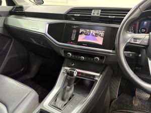 Audi Q3 40TFSI quattro Advanced - Image 11