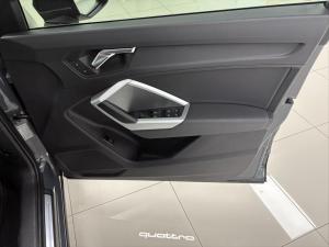 Audi Q3 40TFSI quattro Advanced - Image 13