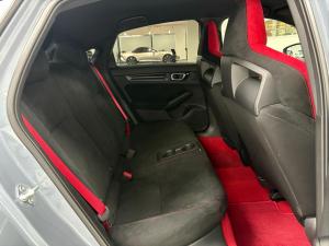 Honda Civic Type R - Image 14