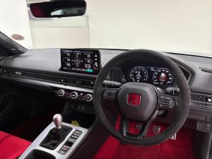 Honda Civic Type R - Image 9