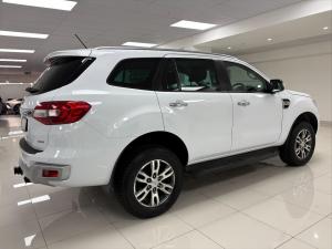 Ford Everest 3.2TDCi 4WD XLT - Image 5