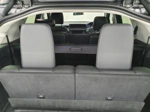 Land Rover Discovery Sport HSE SD4 - Image 8