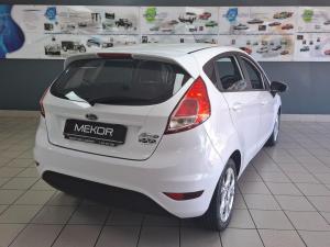 Ford Fiesta 5-door 1.5TDCi Trend - Image 4