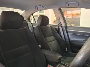 Honda Civic sedan 1.8 LXi automatic - Image 8
