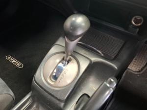 Honda Civic sedan 1.8 LXi automatic - Image 9