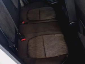 Kia Picanto 1.0 LX - Image 11