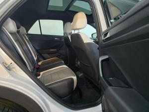 Volkswagen T-Roc 2.0TSI 140kW 4Motion R-Line - Image 10