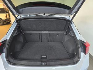 Volkswagen T-Roc 2.0TSI 140kW 4Motion R-Line - Image 7