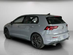 Volkswagen Golf GTI - Image 8