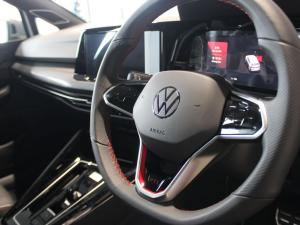 Volkswagen Golf GTI - Image 9