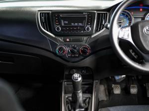 Toyota Starlet 1.4 Xi - Image 16