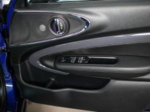 MINI Clubman Cooper S Clubman - Image 19