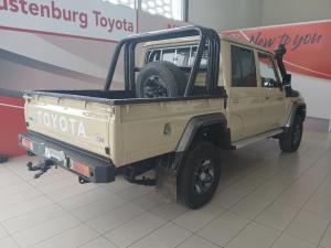 Toyota Land Cruiser 79 4.5D-4D V8 double cab LX - Image 2