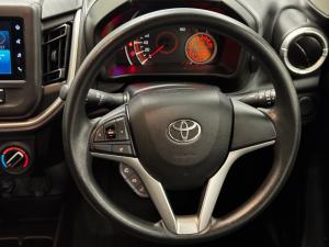 Toyota Vitz 1.0 XR auto - Image 8