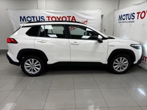 Toyota Corolla Cross 1.8 Hybrid XS - Image 3