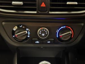 Hyundai Grand i10 1.2 Fluid hatch auto - Image 12