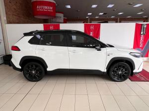 Toyota Corolla Cross 1.8 Hybrid GR-Sport - Image 3