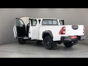 Toyota Hilux 2.8GD-6 Xtra cab 4x4 Legend auto - Image 15