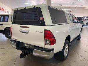 Toyota Hilux 2.8GD-6 double cab Raider auto - Image 3