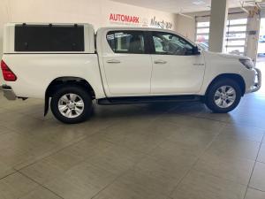 Toyota Hilux 2.8GD-6 double cab Raider auto - Image 4
