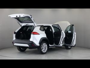 Toyota Corolla Cross 1.8 Xi - Image 9