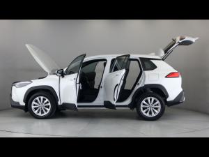 Toyota Corolla Cross 1.8 Xi - Image 12
