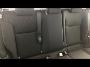 Toyota Corolla Cross 1.8 Xi - Image 20