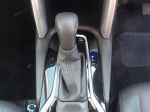 Toyota Corolla Cross 1.8 Hybrid XS - Image 12