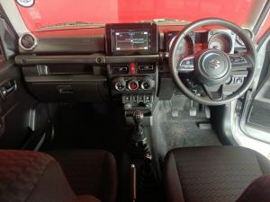Suzuki Jimny 1.5 GLX - Image 6