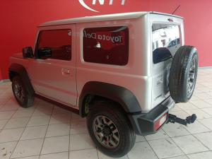 Suzuki Jimny 1.5 GLX - Image 9