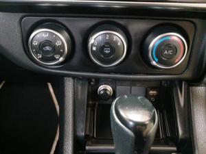 Toyota Corolla 1.6 Prestige CVT - Image 16