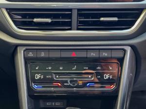 Volkswagen T-ROC 1.4 TSI Design Tiptronic - Image 9
