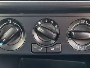 Volkswagen Polo Vivo 1.4 Comfortline - Image 8