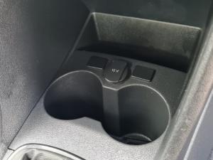 Volkswagen Polo Vivo 1.4 Comfortline - Image 9