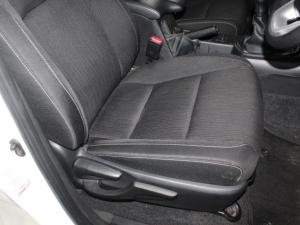 Toyota Hilux 2.4 GD-6 Raider 4X4D/C - Image 17