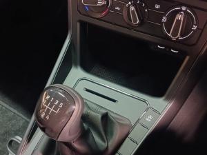 Volkswagen Polo 1.0 TSI - Image 11