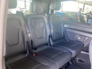 Mercedes-Benz V300d Exclusive - Image 19