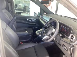 Mercedes-Benz V300d Exclusive - Image 6