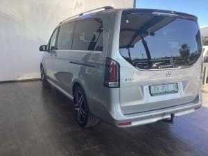 Mercedes-Benz V300d Exclusive - Image 9
