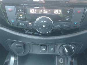 Nissan Navara 2.5DDTI PRO-4X 4X4 automatic D/C - Image 13