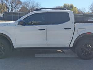 Nissan Navara 2.5DDTI PRO-4X 4X4 automatic D/C - Image 21