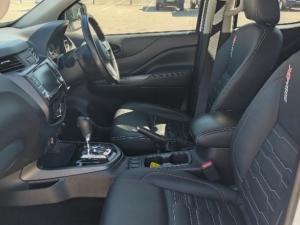 Nissan Navara 2.5DDTI PRO-4X 4X4 automatic D/C - Image 6