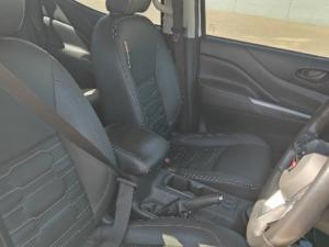 Nissan Navara 2.5DDTI PRO-4X 4X4 automatic D/C - Image 8